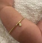 Load image into Gallery viewer, YELLOW GOLD BRACELET WITH DIAMOND CHARM
